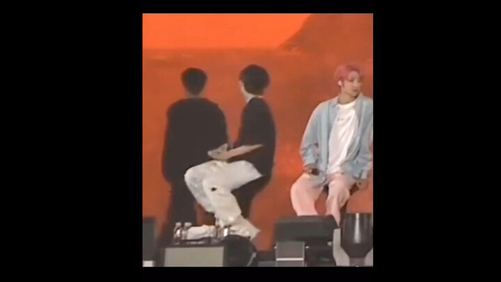 Extremely worried to see Wonwoo leave the stage, Cool eventually followed him backstage.