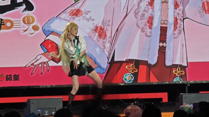 Panggung Komik Festival Firefly