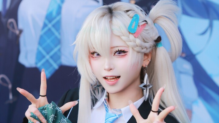 [نقل] فعالية مدرسة مينغتشاو في كوريا: الراقصة رينا (كوسبلاي: 시루) هل رأيتَ لوح التزلج الخاص بي؟