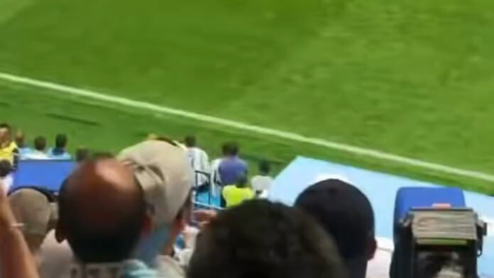 Mỹ tâm cỗ vũ Messi