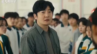 老师为学生撑腰，打破垃圾规矩，简直爆燃。
