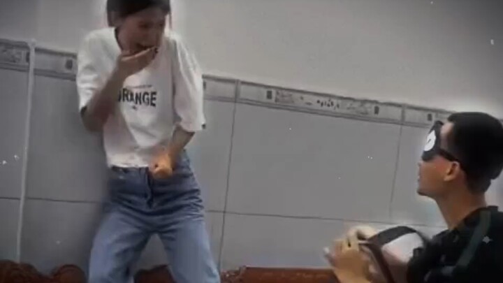 Being blind in both eyes doesn't stop me from settling personal scores at all.