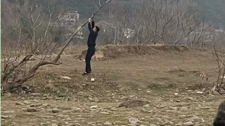 Kehidupan Teman Saya yang Keras Kepala dan Selalu Ingin Tampil Kuat