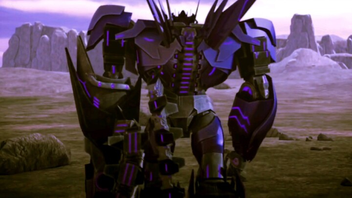 [tfp] A certain commander who twists his hips while walking
