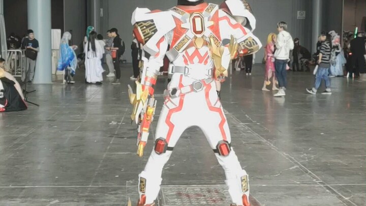 Magic Bullet Wars Dragon Spear King Leather Case - Chengdu CD Exhibition