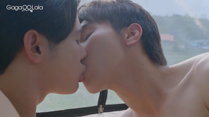 That tent shook for the 2nd (round) time this morning!🏕️💦