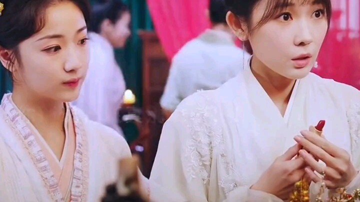 Sekarang orang yang bepergian ke masa kuno melihat segala sesuatu di sekitarnya sebagai hal yang ane