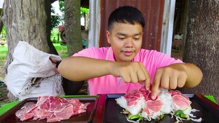 ก๋วยเตี๋ยวเนื้อวัว+เนื้อ2เท่า ซดน้ำโก้กๆ แซ่บคักขนาด