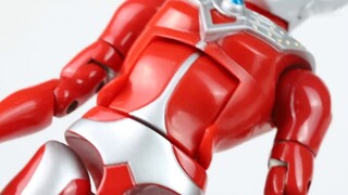 [Glue Room] Ultraman with alloys is not only mobile Ultraman! Sharing of old items from Bandai Super