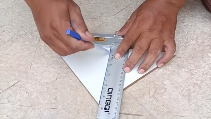 A great way to keep corners dust-free