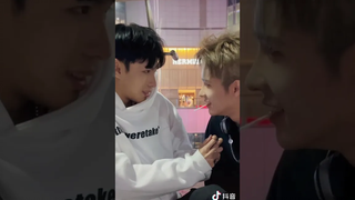 BL🌈🌈 คู่รักติกต๊อกจีน เอาใจสาววาย