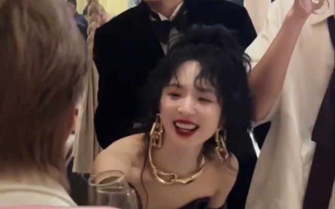 Một đám cưới thế này thì làm sao mà không mong chờ được chứ!! #ĐámCưới #TựDo #LãngMạn