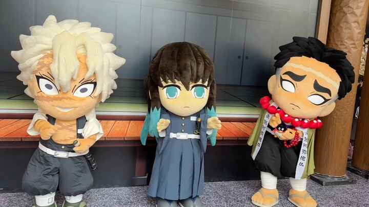 مستودع الدم فارغ—أيها الأطفال، أنتم جميعًا كعكات صغيرة لذيذة!