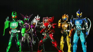 「假面战队欧兹连者」：映司：要不是你们人少，我还能再借你们几个形态