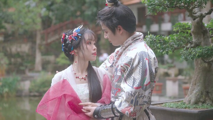 นี่จะเป็นนิยายเรื่องที่คุณจินตนาการไว้รึเปล่า? ❀ดาบรำแสงลอยตัวและปลอกแขนใหญ่❀