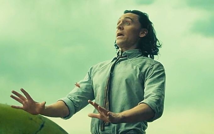 Baru kemudian disadari bahwa semua karakter Marvel punya momen gemilangnya masing-masing, hanya Loki