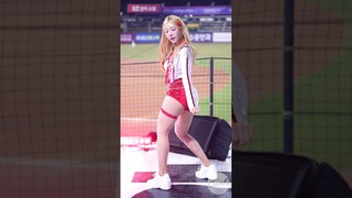 엉덩이춤 우우우! 조예린 Jo Yerin #치어리더 #직캠 #fancam #cheerleader