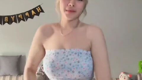 cocomelon hot