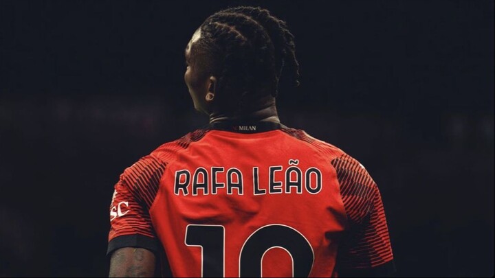 Rafael Leão is extraordinary