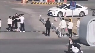"Người ấy được công đức khi nuôi dạy anh ta"