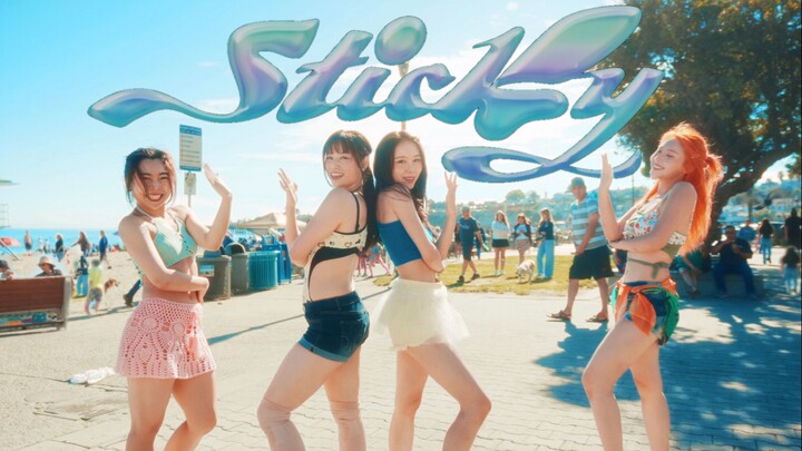【ACEY】It’s the vibe of summer! Sunshine ☀️ + beach 🏖️ + a sweet girl-kissed summer hit — “Sticky” — 