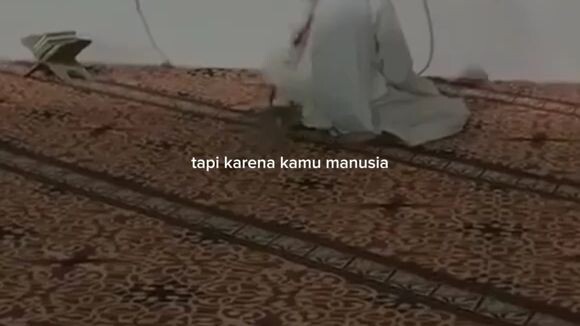 manusia ituh tempatnya salah, jangan tunda toubat