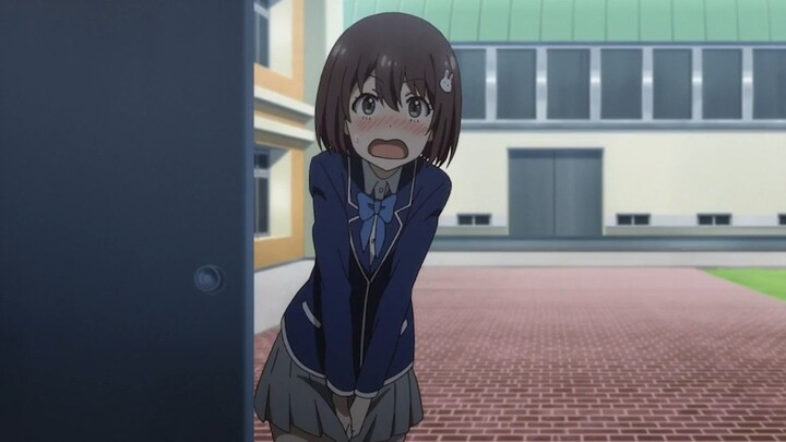 When a girl thinks that the person she likes wants to confess to her