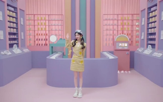 【MV ฉบับเต็ม】เพลงไตเติลจากอัลบั้มใหม่ของจวี๋จิ้งอี MV ฉบับเต็มเพลง Be My POI «สร้างเอง»