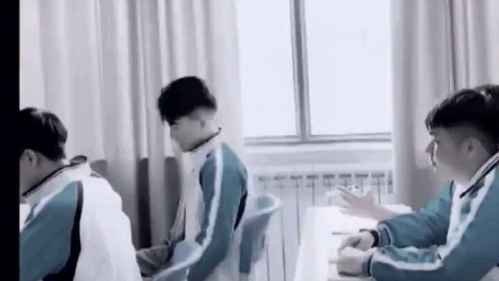 حياة مورونغ هويهان المدرسية