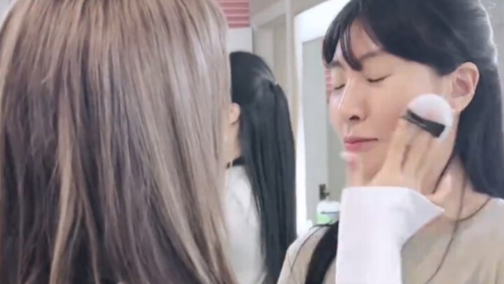 Turn the tables! Makeup artist: Why is Song Yiqi acting like this???