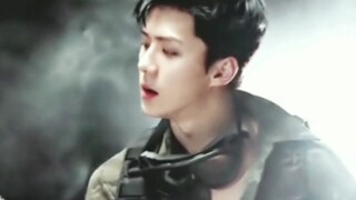 【EXO】كانت الوجوه الأربعة الرئيسية في ذلك الوقت مذهلة حقًا.
