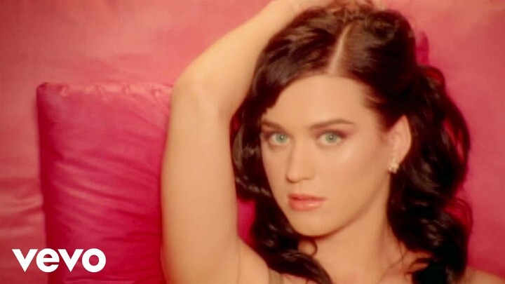 Katy Perry - I Kissed A Girl (Official)