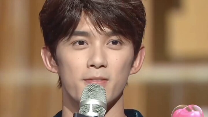 [Leidi/Leili Fengxing/3088] Someone: Dog head saves life