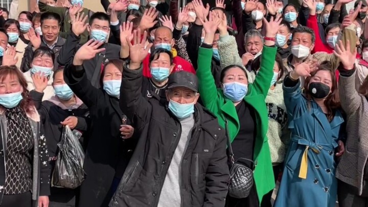 They just want a home!