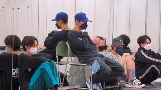 我曾无数次在梦里练习站上舞台的样子