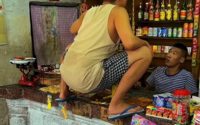 “Warung Abstrak 7” — A Niu Berbalik Jadi Tuan Rumah, Coba-Coba Ilmu di Toko Langzi