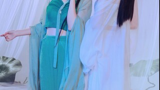 What happens when you go to take a photo shoot with your bestie... Photographer: I have never been s