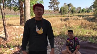 ไก่ใต้น้ำกินกับแฮมเบาๆบ่าวโจ้แซ่บๆ