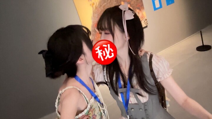 惊！！两位少女出门竟然……