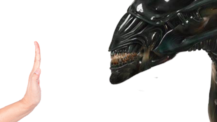 Sờ Sờ Quái Vật Xâm Lăng