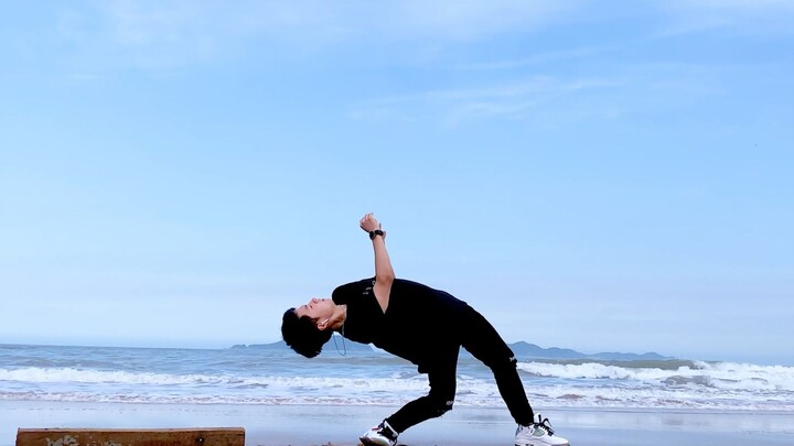 【FLYING BUG】กระแสการควบคุมสุดยอด! สไตล์แอนิเมชันเต้นรำข้างถนน "ฟังทะเล"