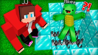 How Baby Mikey & JJ Shapeshift to GOLEM MUTANTS MOBS in Minecraft challenge (Maizen Mizen Mazien)