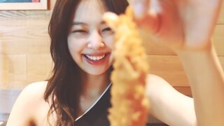 [LILI's FILM] Một ngày của BLACKPINK trôi qua như thế nào?