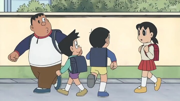 Nobita asked the invisible bodyguard to protect Shizuka, but Shizuka was scared to death#Doraemon