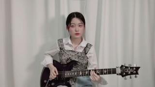 Cô gái cover "Warriors" của Imagine Dragons bằng ghi-ta