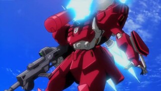 The Destiny Gundam fights 1 against 3 and easily kills the Gundam F91 Captain Machine in seconds. It