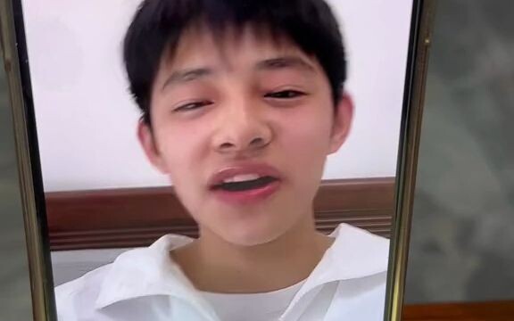 Pasangan “boros baterai” hahaha #Kehidupan Rendah Hati DianDian