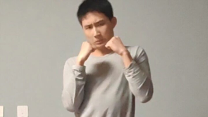 Replica of the swinging boxing technique, plus the original swinging whip technique