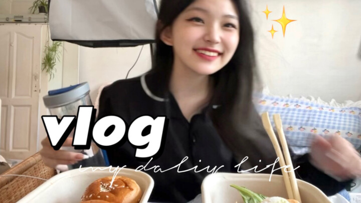 Vlog｜Game & đồ ăn mang về – nguồn sống của tôi!! Tuần nằm nhà lười biếng