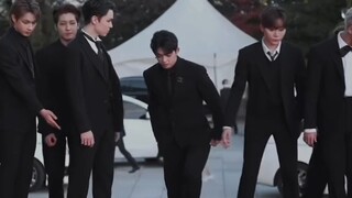 เมื่อเพื่อนร่วมทีมหยุดรอ Choi Seungcheol เข้ามาในสนาม: